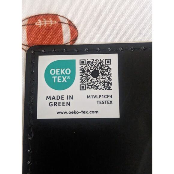 Max Studio Home FOOTBALL Print TWIN Size Sheet Set OEKO TEX Flat/Fitted/Pillowca - Picture 2 of 4